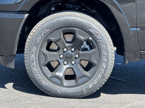 New 2026 RAM 1500 Big Horn AWD/4WD image 24