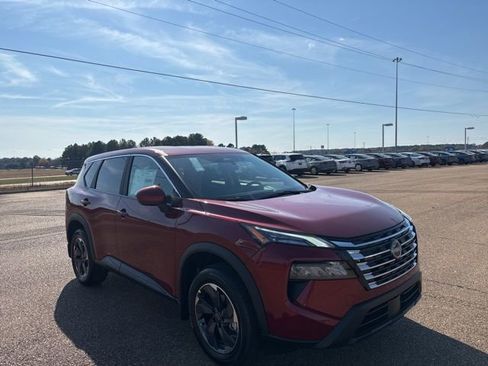 New 2026 Nissan Rogue SV image 5