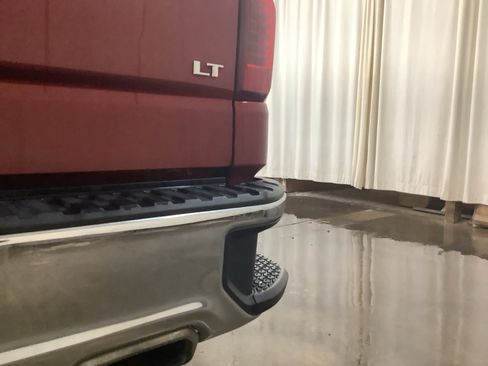 Used 2022 Chevrolet Silverado 1500 LT image 12