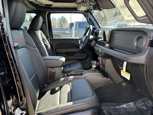New 2026 Jeep Wrangler Unlimited Rubicon AWD/4WD image 5