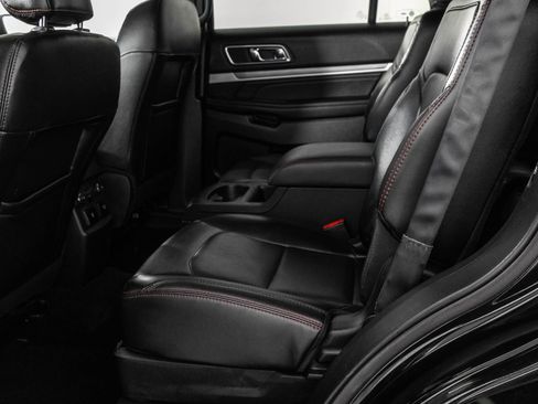 Used 2019 Ford Explorer Sport w/ Equipment Group 401A AWD/4WD image 38
