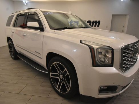 Used 2018 GMC Yukon Denali w/ Open Road Package AWD/4WD image 7