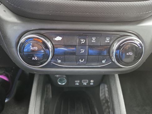 Used 2022 Chevrolet TrailBlazer LT w/ Convenience Package image 21