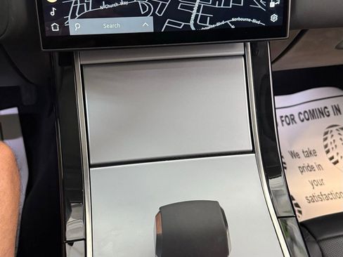 Used 2024 Land Rover Range Rover Velar S image 33