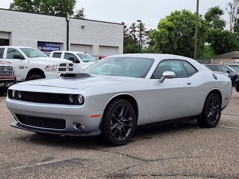 Used 2022 Dodge Challenger GT w/ Blacktop Package AWD/4WD image 7