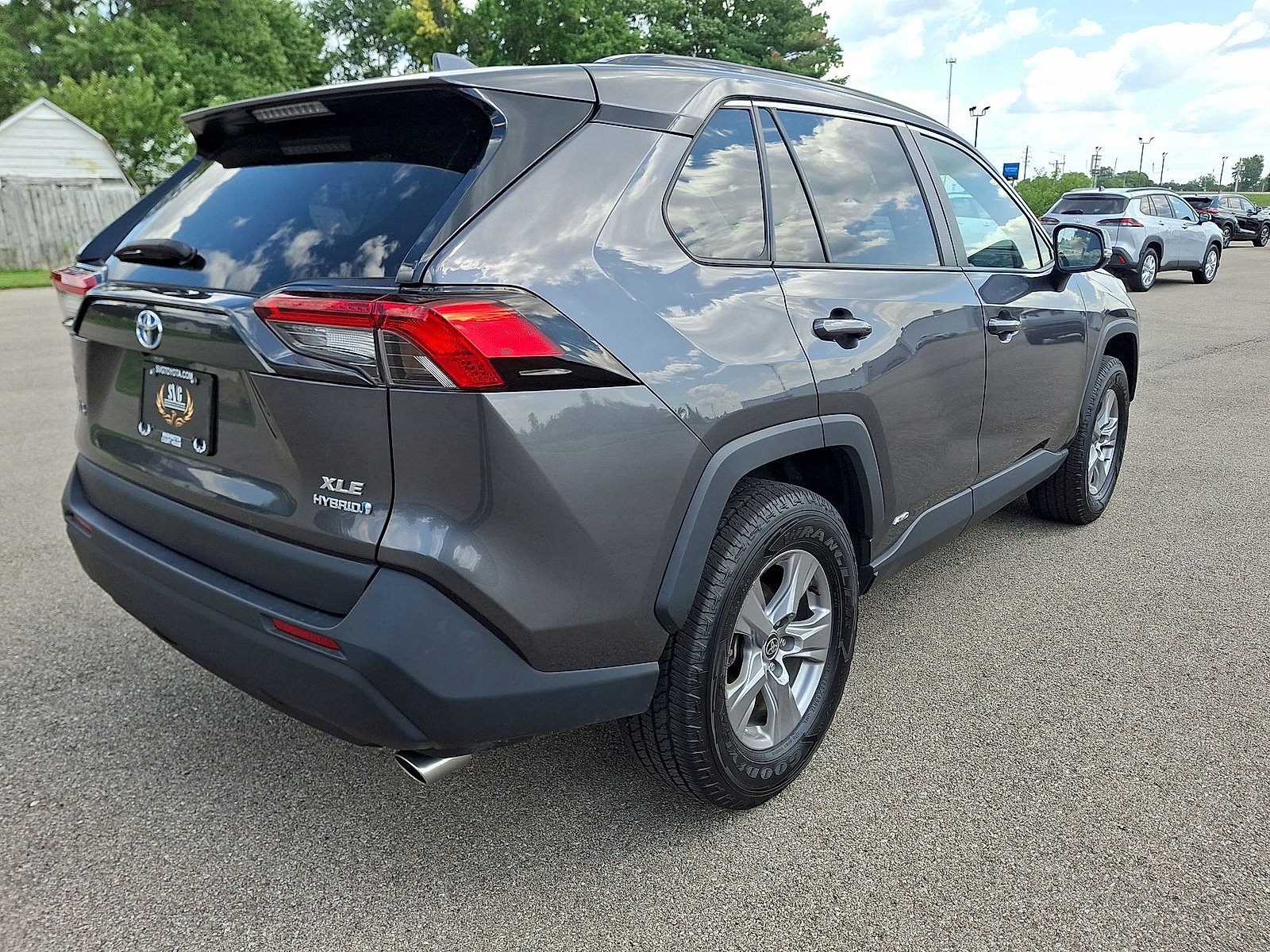 Used 2023 Toyota RAV4 XLE AWD/4WD image 24