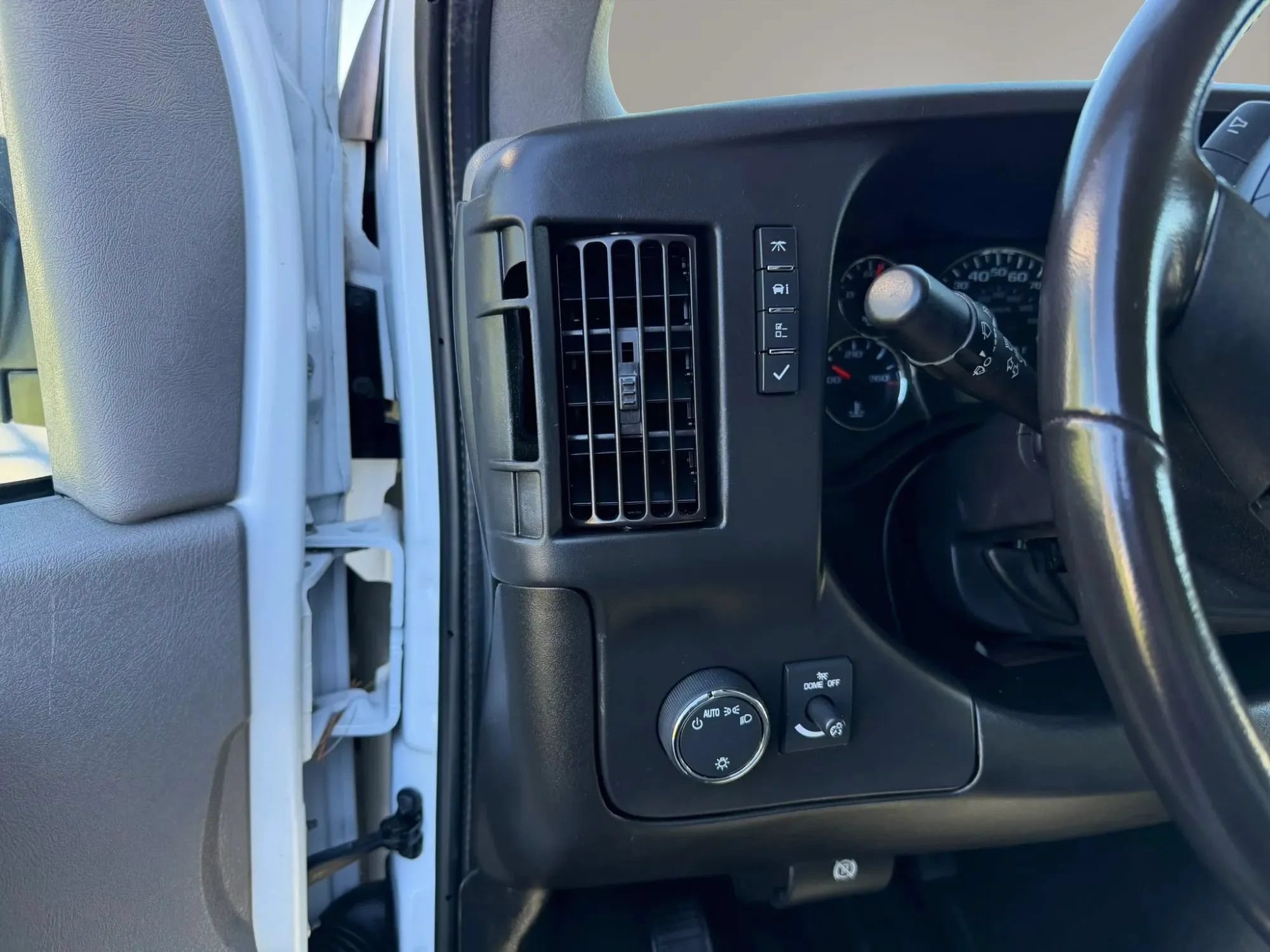 Used 2023 Chevrolet Express 2500 Extended w/ Driver Convenience Package RWD image 12