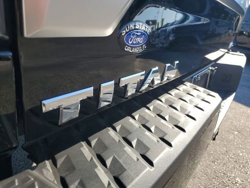 Used 2023 Nissan Titan Platinum Reserve w/ Moonroof Package image 6