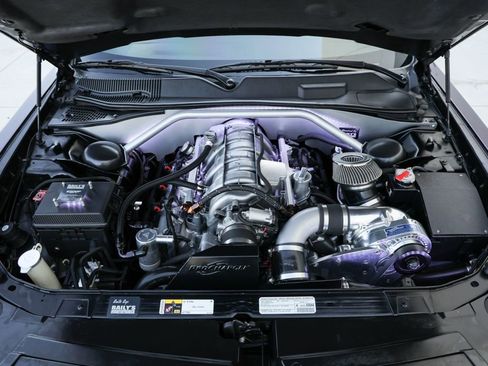 Used 2013 Dodge Challenger R/T Plus RWD image 17