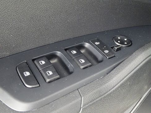 Used 2024 Kia Sportage LX image 17