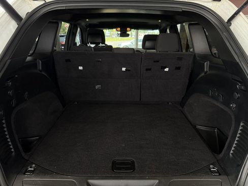 Used 2019 Jeep Grand Cherokee Laredo image 26