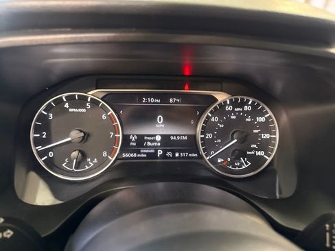 Used 2024 Nissan Rogue S FWD image 21