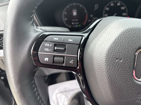 Used 2024 Honda CR-V EX-L image 16