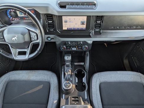 Used 2023 Ford Bronco Big Bend w/ Sasquatch Package image 7