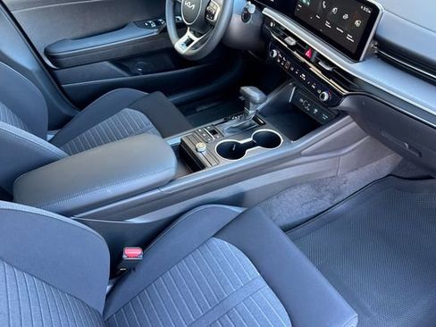 New 2026 Kia K5 LXS FWD image 17