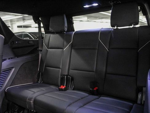 New 2026 Cadillac Escalade Luxury image 18