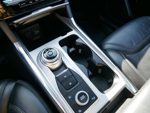 Certified 2023 Ford Explorer Platinum w/ Equipment Group 601A image 26