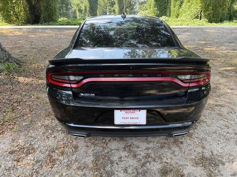 Used 2023 Dodge Charger SXT w/ Blacktop Package RWD image 3