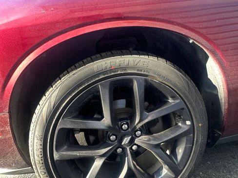 Used 2019 Dodge Challenger SXT w/ Blacktop Package RWD image 8