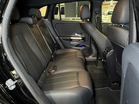 Certified 2025 Mercedes-Benz GLA 250 4MATIC image 13