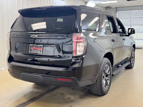 Used 2023 Chevrolet Tahoe Z71 w/ Luxury Package AWD/4WD image 5