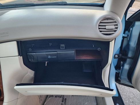 Used 2004 Mercedes-Benz CLK 320 Coupe image 29