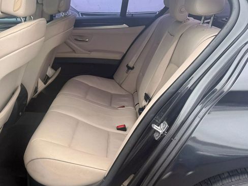 Used 2012 BMW 528i Sedan image 9