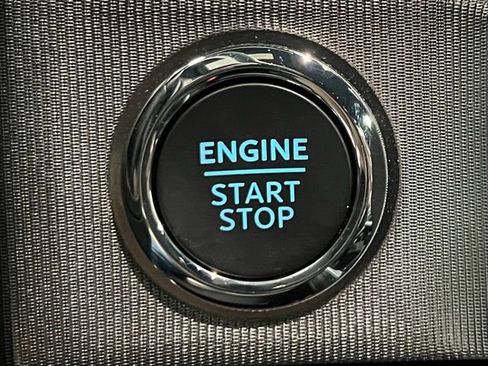 Used 2024 Ford F350 Platinum image 33