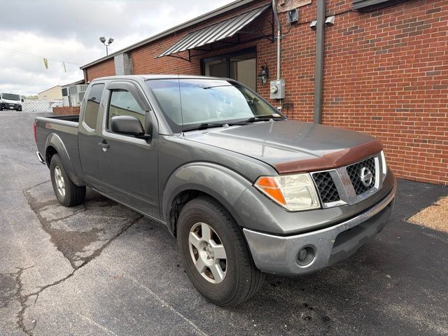 Used 2006 Nissan Frontier SE w/ (P01) Power Pkg RWD image 3