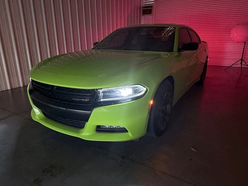 Used 2023 Dodge Charger SXT w/ Plus Group RWD image 8