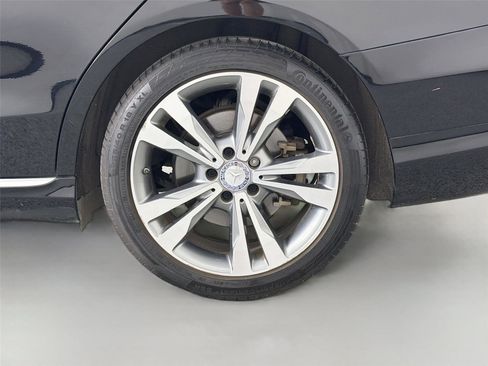 Used 2016 Mercedes-Benz C 300 Sedan image 12