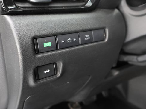 Used 2023 Nissan Sentra SV image 38