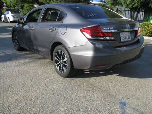 Used 2014 Honda Civic EX image 4