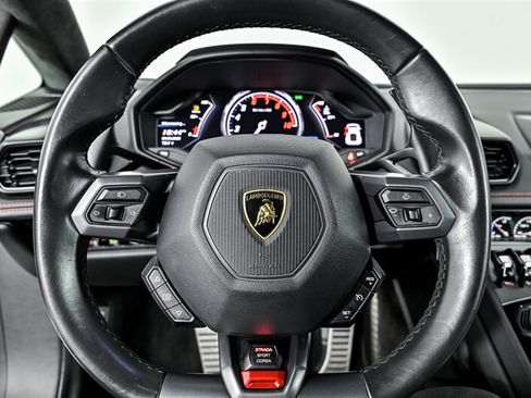 Used 2016 Lamborghini Huracan LP 610-4 AWD/4WD image 26