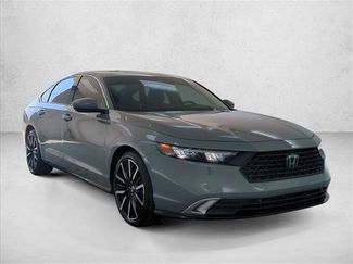 Used 2025 Honda Accord Touring video 3