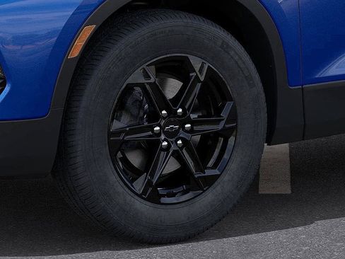 New 2025 Chevrolet Blazer LT w/ Convenience Package image 9