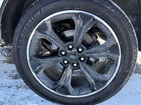 Used 2022 Ford Expedition Limited image 24