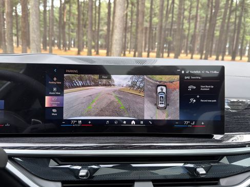 New 2026 BMW X7 xDrive40i w/ M Sport Package AWD/4WD image 4