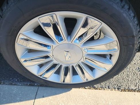 Used 2020 Cadillac Escalade Platinum image 10