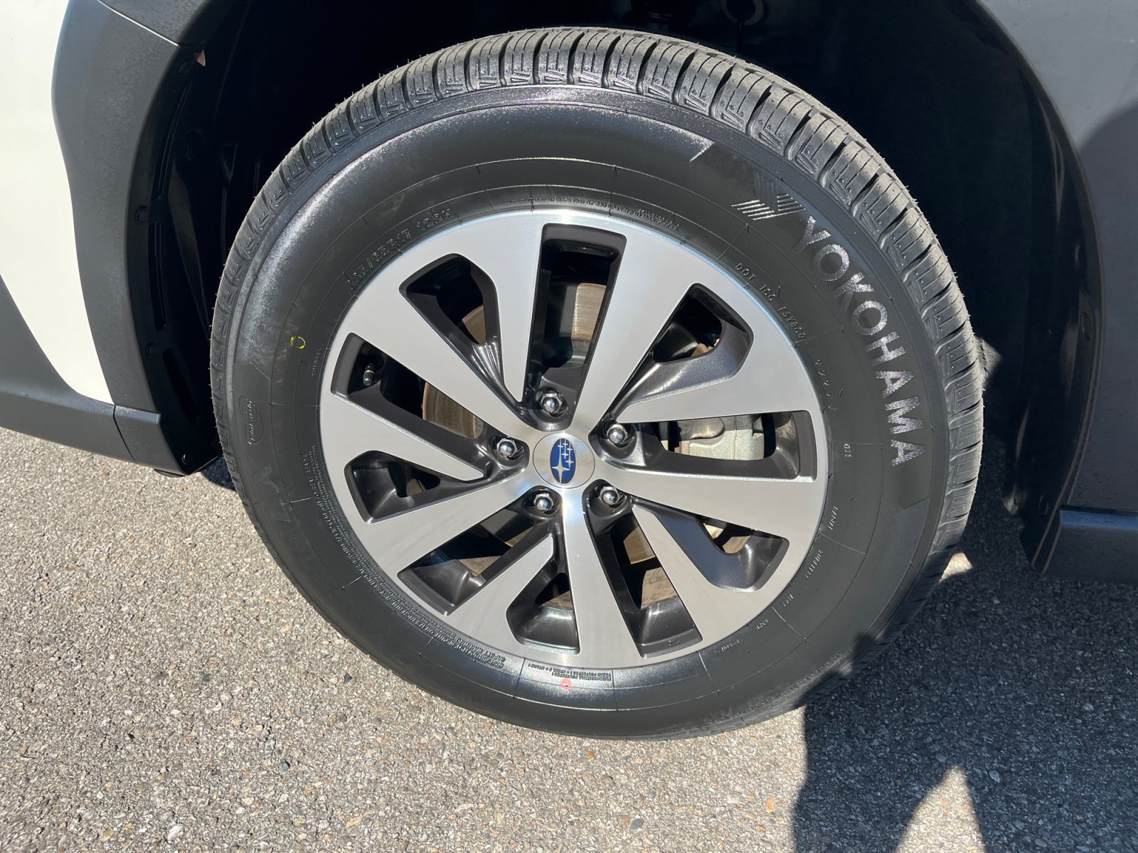 Certified 2024 Subaru Outback Premium AWD/4WD image 26