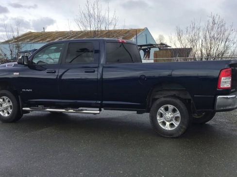 Used 2021 RAM 2500 Big Horn w/ Level 1 Equipment Group image 6