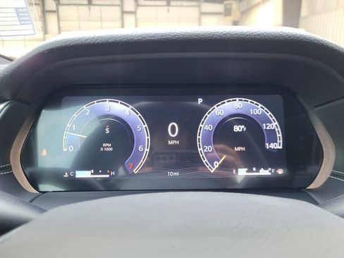 New 2025 Jeep Grand Cherokee Altitude AWD/4WD image 16