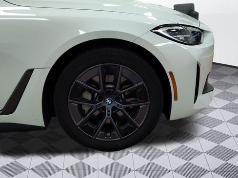 Used 2023 BMW i4 eDrive35 w/ Premium Package image 11