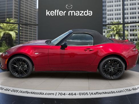 New 2026 MAZDA MX-5 Miata Club w/ Interior Package RWD image 4