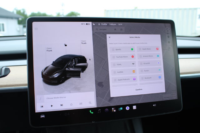 Used 2025 Tesla Model Y Long Range RWD image 20