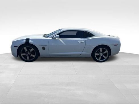 Used 2011 Chevrolet Camaro LT w/ RS Package RWD image 4