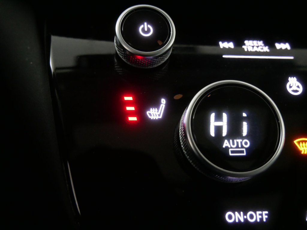 Used 2025 INFINITI QX60 Luxe AWD/4WD image 21