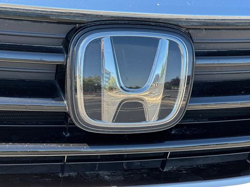 Used 2022 Honda Odyssey Elite image 50