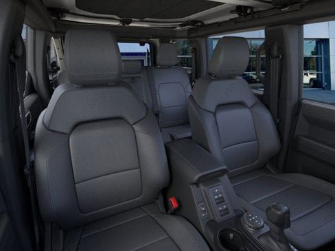 New 2025 Ford Bronco Badlands image 10