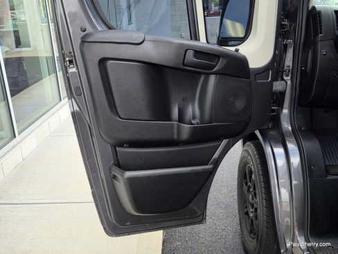 Used 2019 RAM ProMaster 2500 w/ Mopar Trailer Tow Group FWD image 40